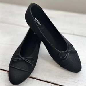 VIVAIA Tiana Almond Toe Bow Flats Pumps Shoes (EU 40.5) US 9-9.5 Black Knit $139